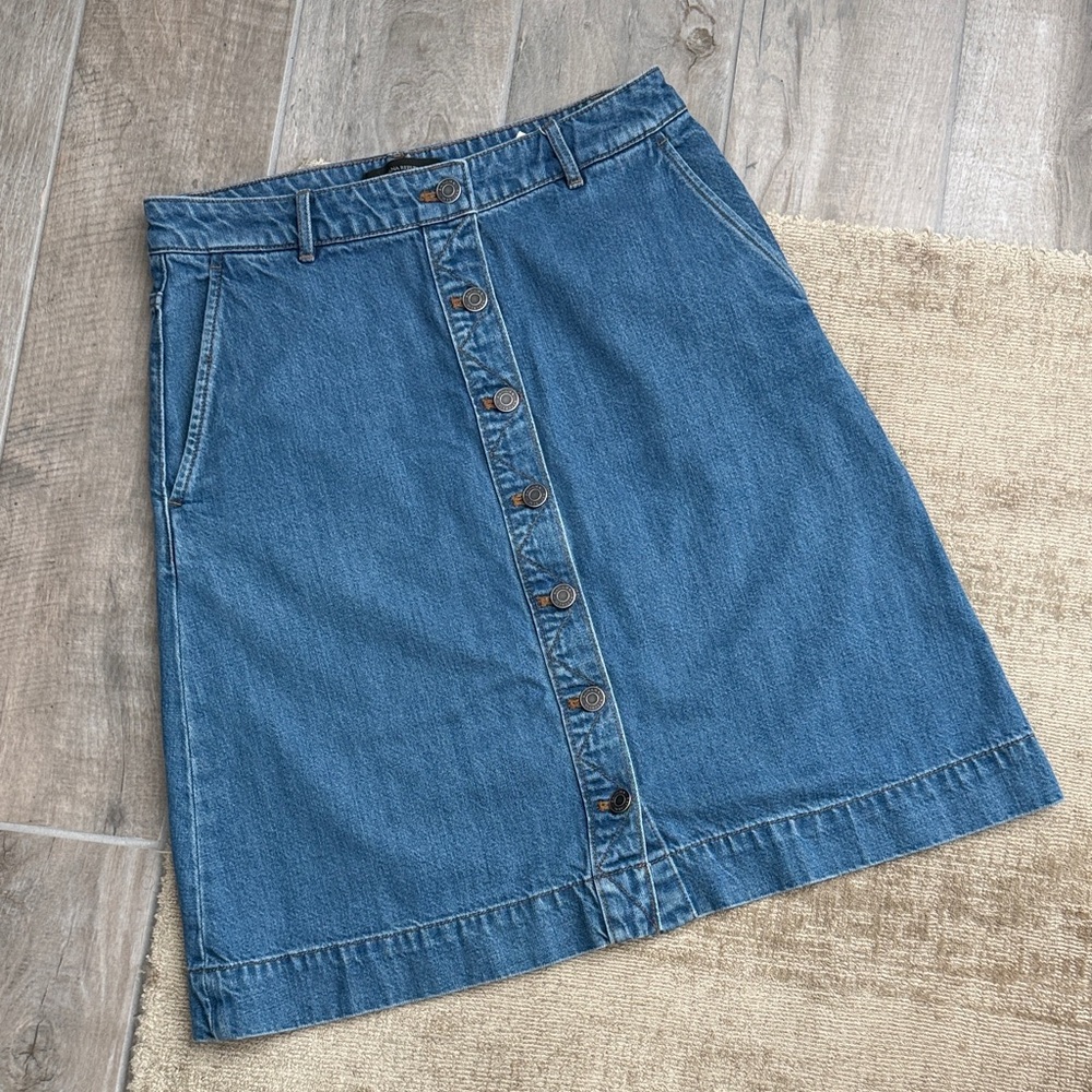 Banana Republic Denim Button-Front Skirt